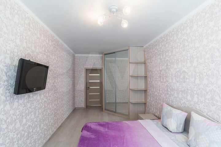 2-к. квартира, 63 м², 3/14 эт.
