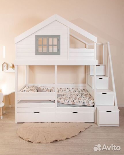 Детская кровать двухъярусная