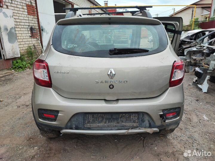 Кузов на запчасти Renault Sandero Stepway