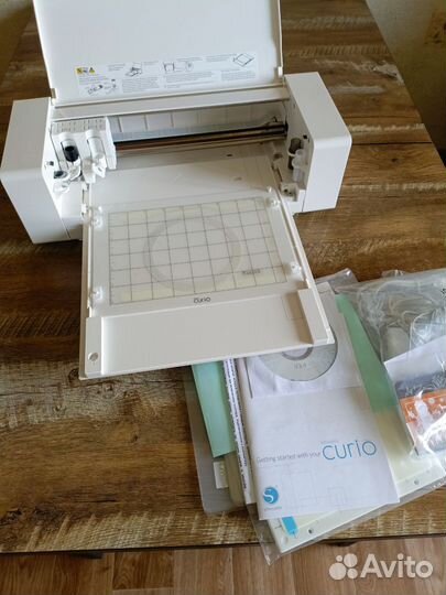 Режущий плоттер silhouette curio