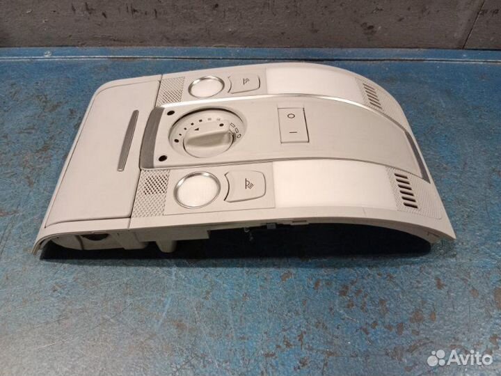 Плафон салона Audi A6 C6