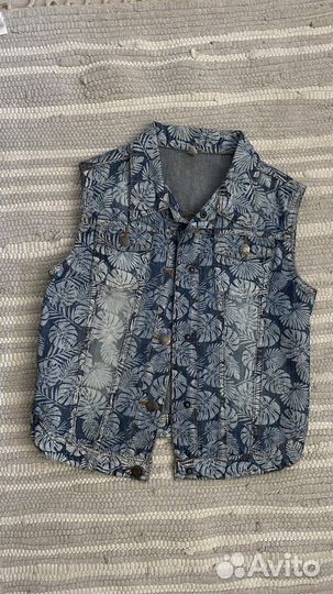 Джинсовая жилетка 140