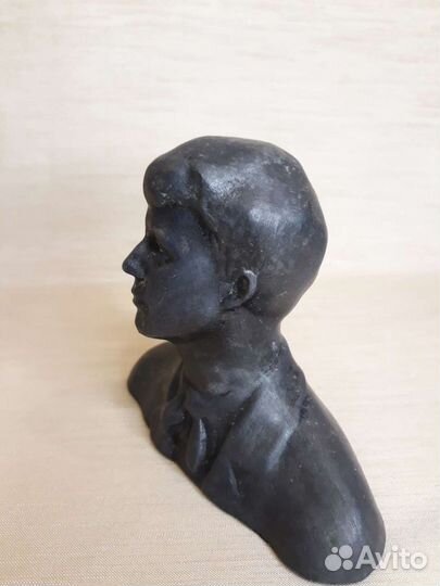 Бюст С.Есенин