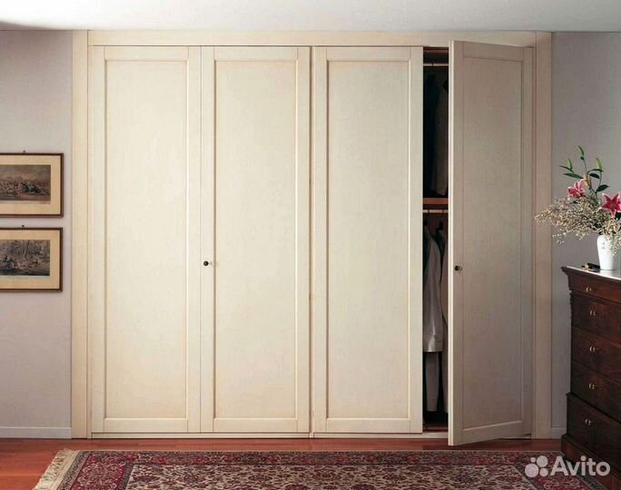 Новый шкаф распашной в рассрочку