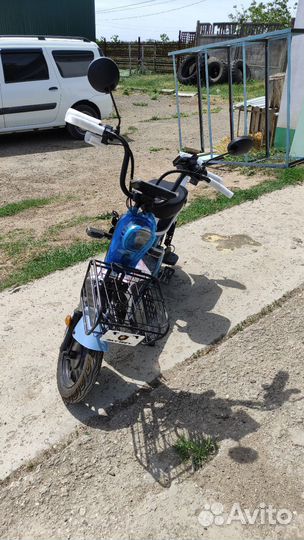 Электроскутер SkyWey