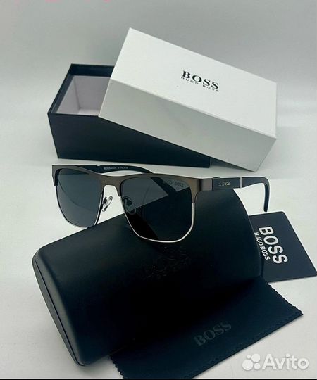 Солнцезащитные очки hugo boss