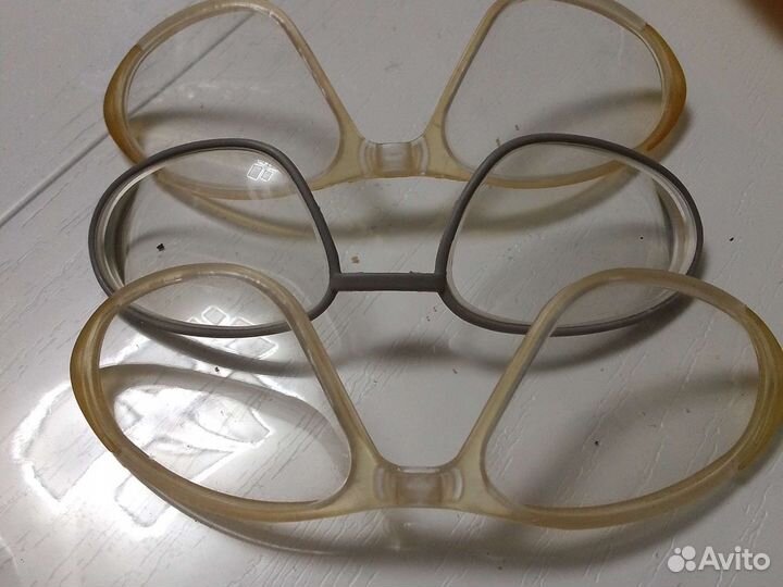 Вставки На очки Revision