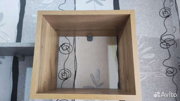 Полка настенная навесная