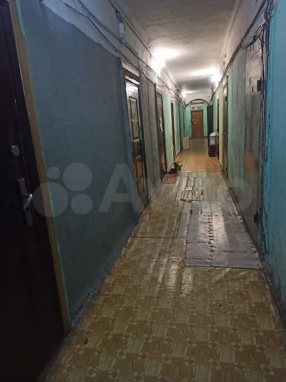 Комната 16,8 м² в > 9-к., 1/4 эт.