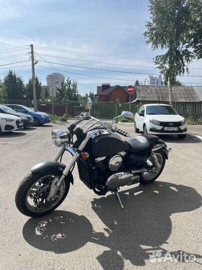 Kawasaki vulkan 1600 mean streak