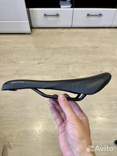 Велосипедное седло fizik gobi