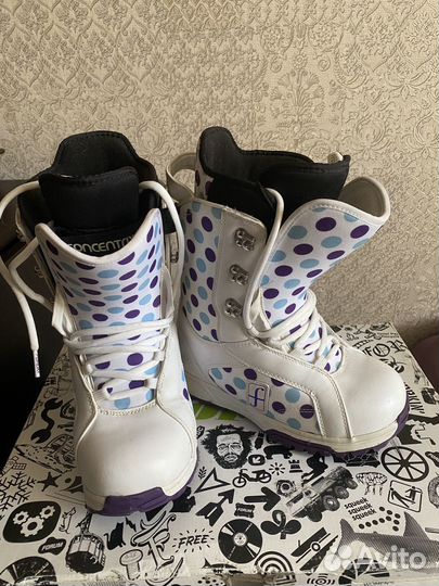 Сноубордические ботинки женские 37