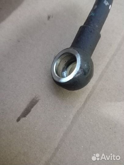 Трубка гидроподвески правая Lexus Lx450D 1VD-FTV