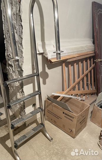 Лестница Контек для бассейна