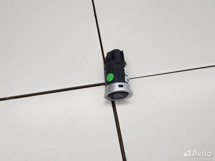 Кнопка запуска двигателя (Geely Atlas Pro)