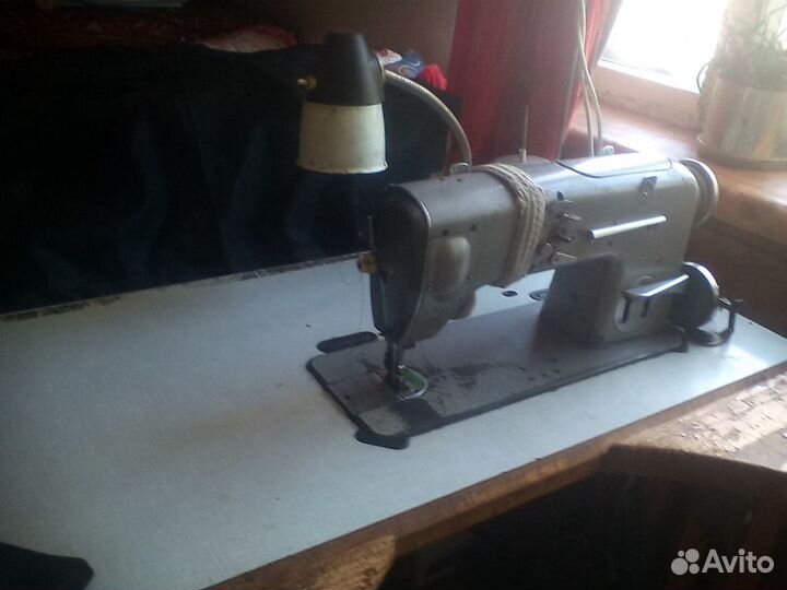 Швейная машинка бу