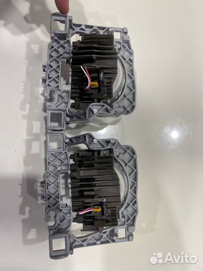 Линзы на Toyota Camry 70