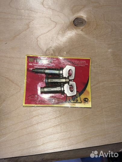 Цилиндры замков дверей для автомобиля