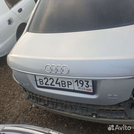 Audi a6 c6 Крышка Багажника