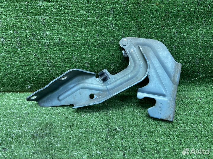 Петля капота правая Mitsubishi Lancer 10