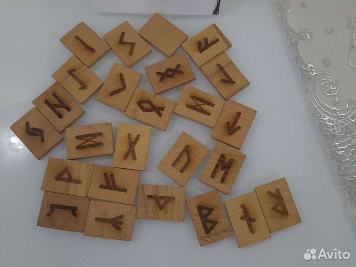 Гадательные руны, ручной работы