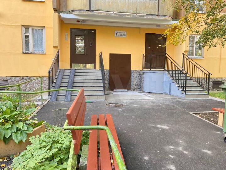 2-к. квартира, 52 м², 2/14 эт.