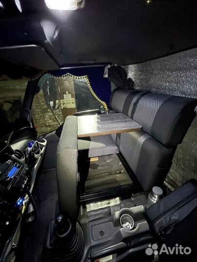 Сиденье-спальник на Toyota hino 300 и др