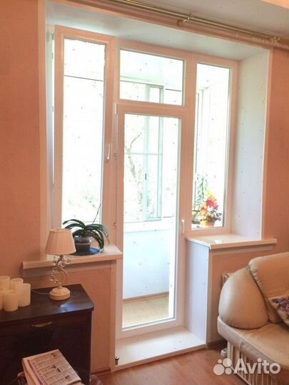 Балконный блок с окнами (дверь на балкон)