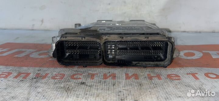 Блок управления двигателем Skoda Octavia