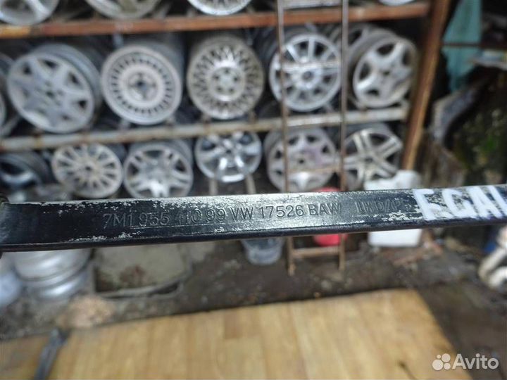 Поводок стеклоочистителя передний правый Ford Gal