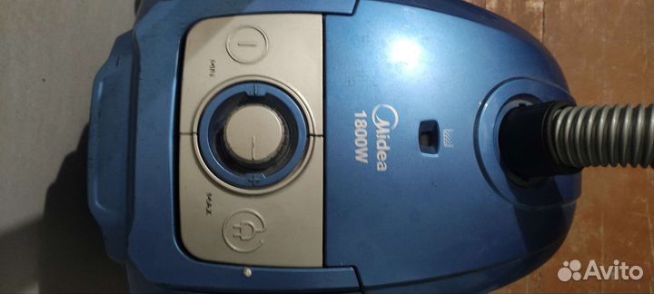 Пылесос Midea