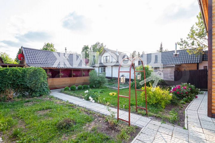 Дом 80,7 м² на участке 4 сот.