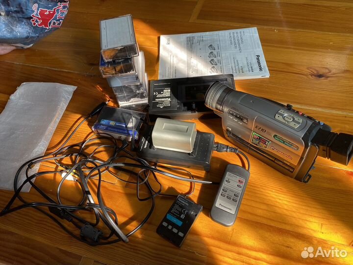 Видеокамера panasonic RZ 10