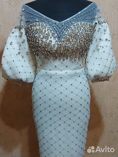 Вечернее платье