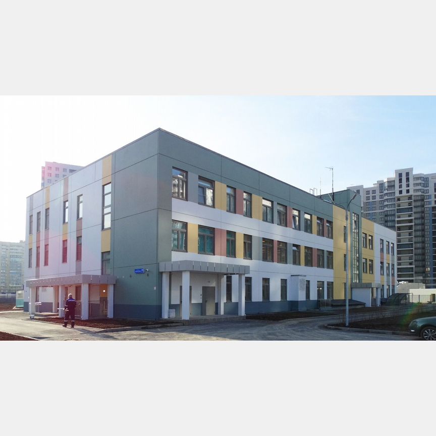 4-к. квартира, 98 м², 9/24 эт.