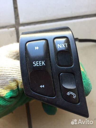 Кнопки управления на руле Saab 9-3 II