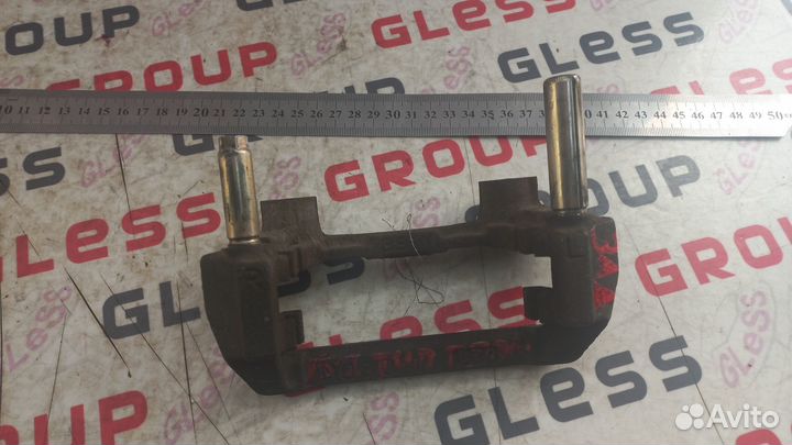 Ярмо суппорта заднего BJ GF типтроник LR б/у Famil