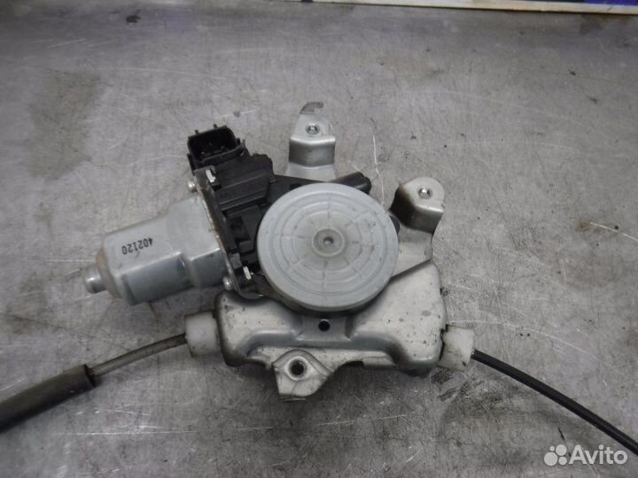 Стеклоподъемник передний левый Nissan Almera G15