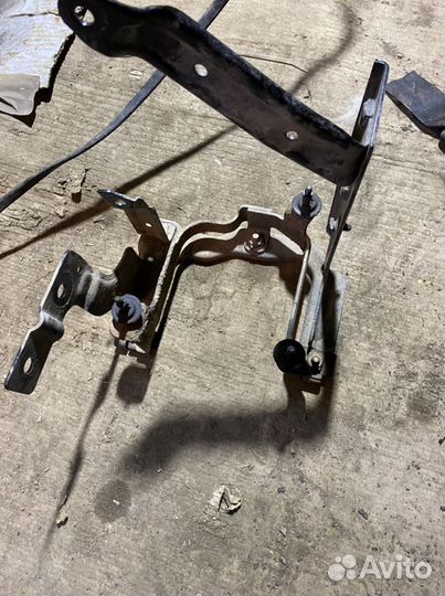 Кронштейн крепление эгур Ford Focus 2 Форд фокус 2