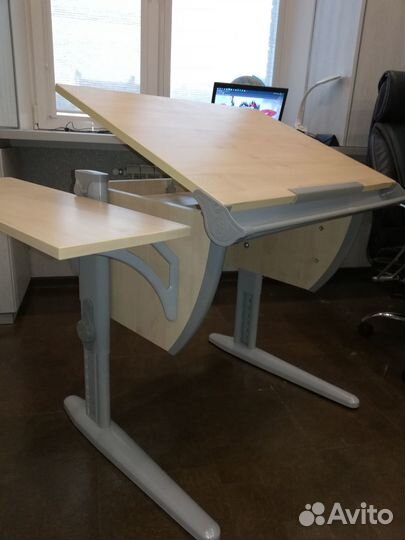 Растущая парта со стулом