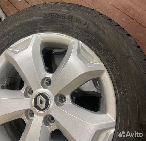R16 Continental ContiCrossContact LX2 215/65, PCD 5x114.3 DIA 66.1