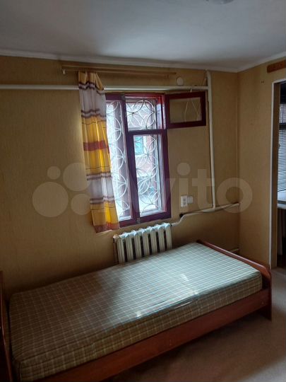 Комната 15 м² в 2-к., 1/1 эт.