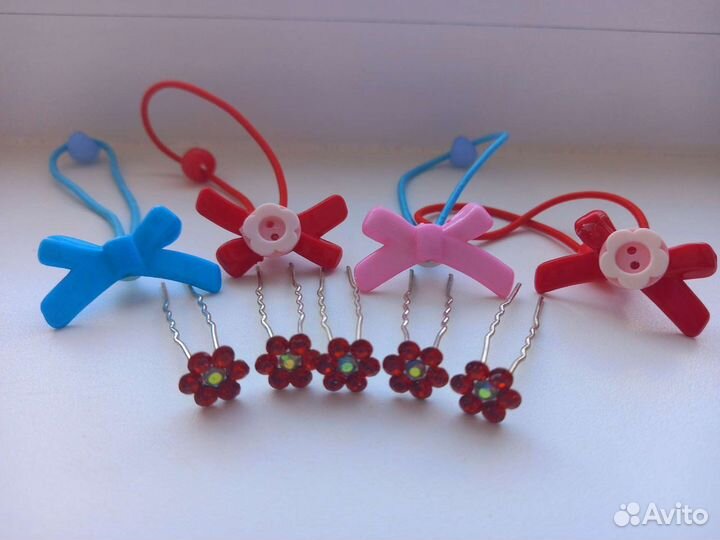 Много резиночек на девочку