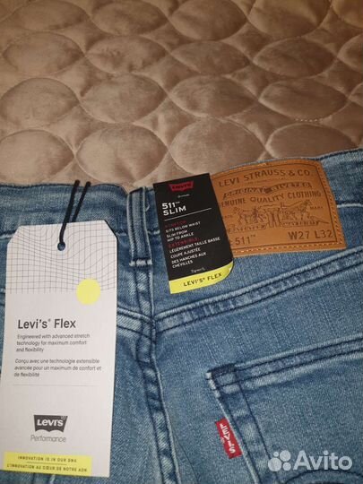Джинсы Levis новые