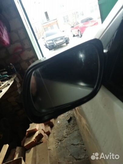 Мазда 3 зеркала