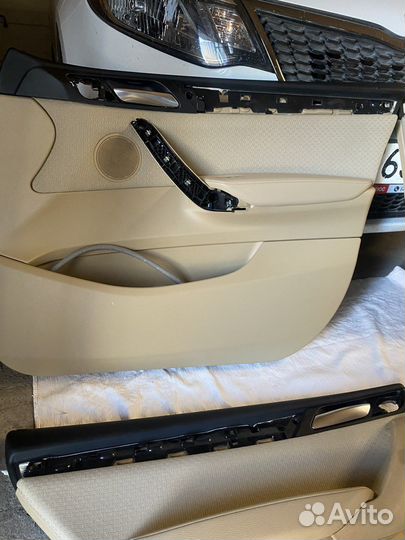 Дверные карты и заднее сиденье BMW x3 (F 25 )