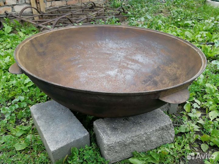 Казан старинный чугун. касли. клеймо. 40л