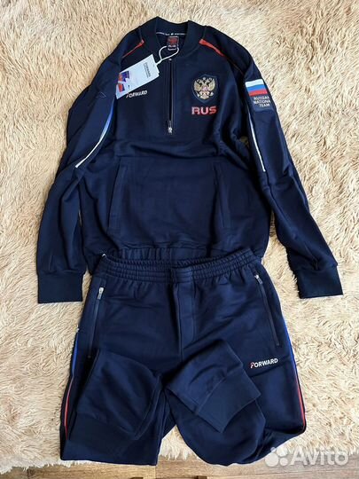 Костюм тренировочный Forward