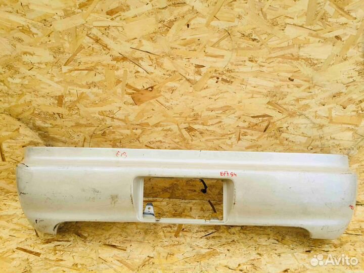 Бампер задний Toyota Carina ED T200 Белыйцарапины