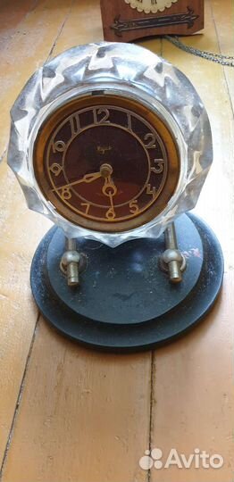 Часы настольные